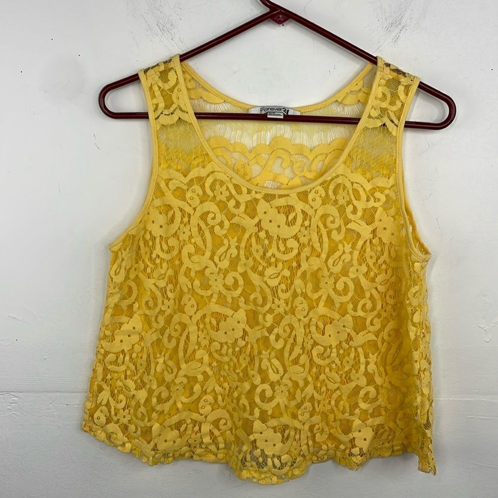 Forever 21 Y2K Lace Crop Yellow Top Floral design Medium